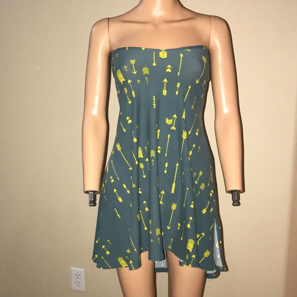 Versatile LulaRoe Perfect T - Picture 3 of 6